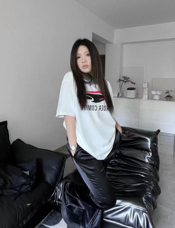 微胖女生的时尚显瘦搭配秘籍